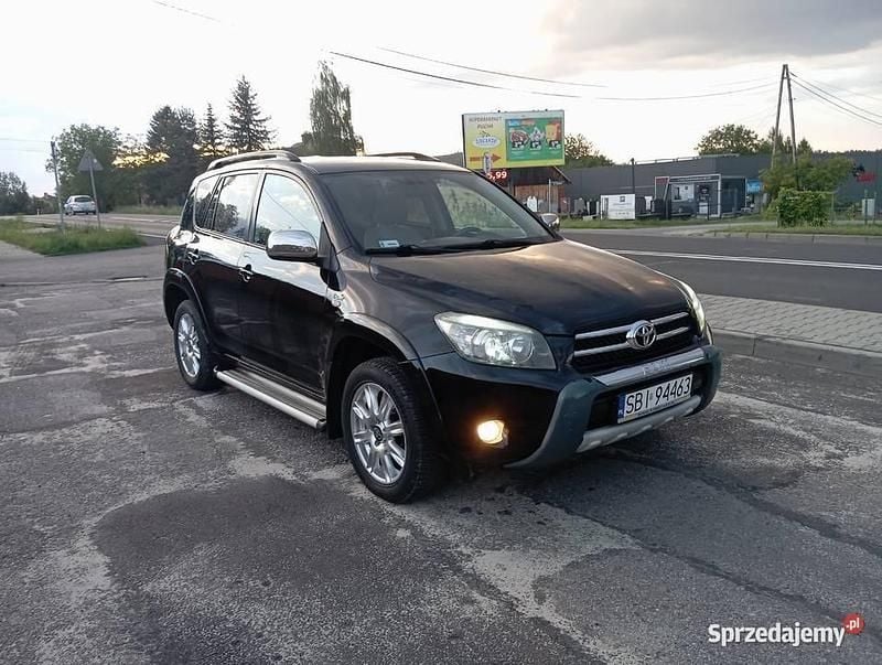 Czarny Używany 2006 Toyota RAV4 SUV | 19 900 zł (Uczciwa cena) - Obraz 1/4