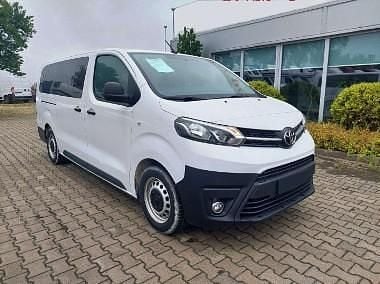 Inny kolor Używany 2023 Toyota Proace Minivan | 126 567 zł (Uczciwa cena) - Obraz 1/4