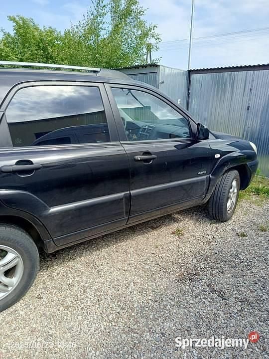 Czarny Używany 2005 Kia Sportage SUV | 11 500 zł (Uczciwa cena) - Obraz 1/4