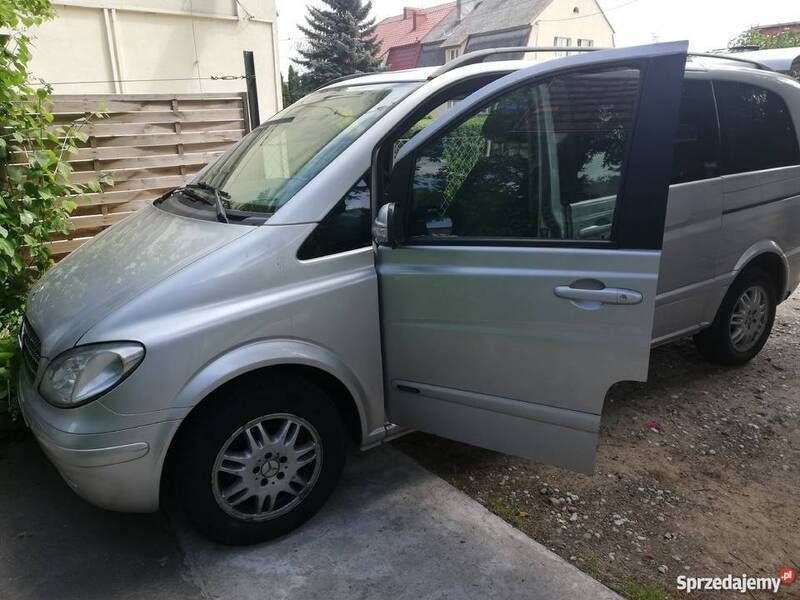 Używany Mercedes Viano 2003 Srebrny Minivan
