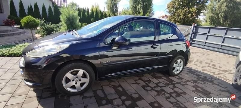 Czarny Używany 2009 Peugeot 207 | 5900 zł (Dobra cena) - Obraz 1/4