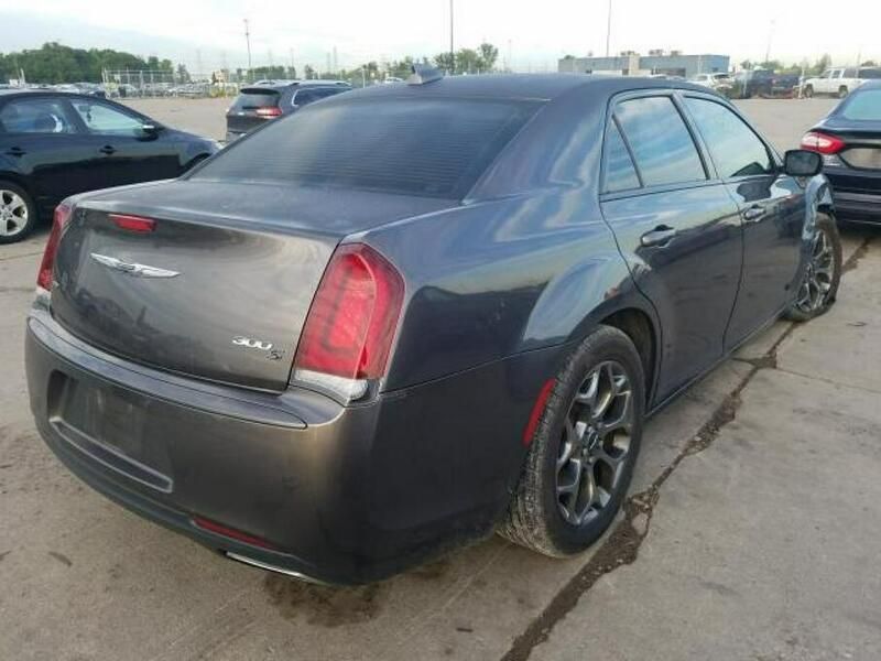 Używany Chrysler 300C 300 KM (220 kW) 2016 Czarny Sedan/Limuzyna