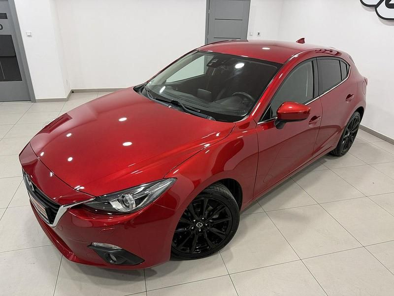 Używany Mazda 3 Nakama 120 KM (88 kW) 2016 Czerwony (metalik) Hatchback