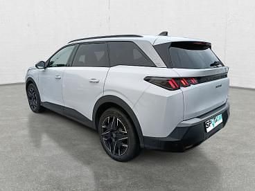 Używany Peugeot 5008 Allure 136 KM (100 kW) 2024 Biały SUV
