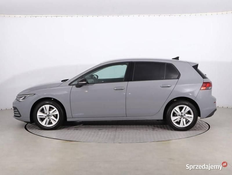Używany VW Golf VIII 2022 Szary Hatchback
