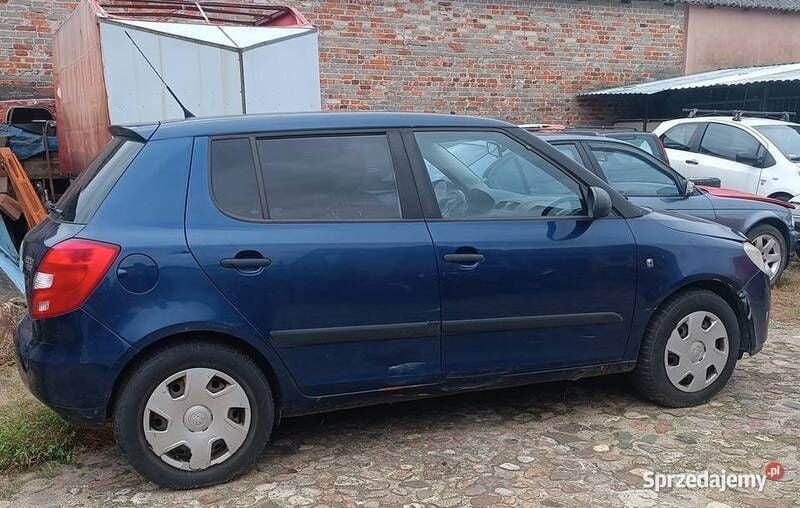 Używany Skoda Fabia 2009 Niebieski Hatchback