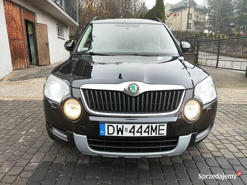 Używany Skoda Yeti 110 KM (80 kW) 2010 Czarny SUV