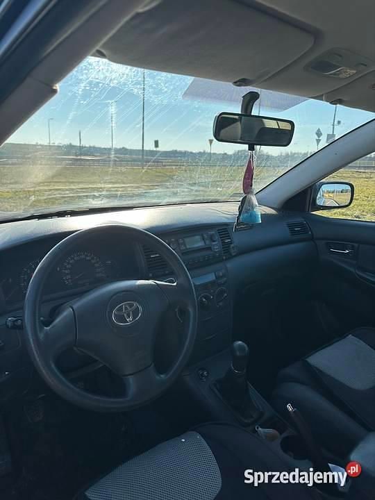 Używany Toyota Corolla 97 KM (71 kW) 2002