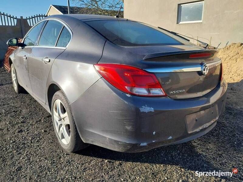 Używany Opel Insignia 140 KM (102 kW) 2010