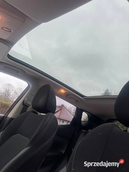 Używany Nissan Qashqai 2018 Czerwony SUV