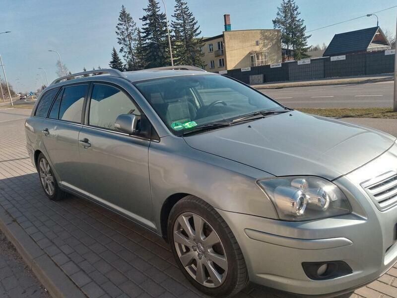 Szary Używany 2008 Toyota Avensis Kombi | 17 500 zł (Drogi) - Obraz 1/3