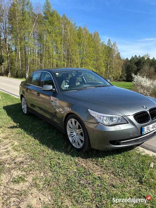 Używany BMW 520 2004 Srebrny Sedan/Limuzyna