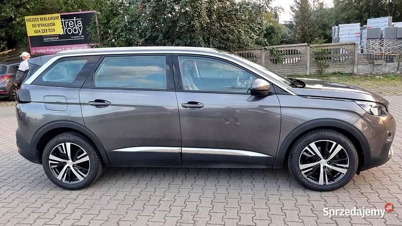 Używany Peugeot 5008 180 KM (132 kW) 2019 Grafitowy Minivan