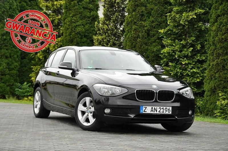 Czarny Używany 2013 BMW 120 Hatchback | 31 900 zł (Dobra cena) - Obraz 1/4