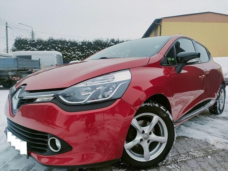 Używany Renault Clio IV LIMITED 2016 Czerwony Hatchback