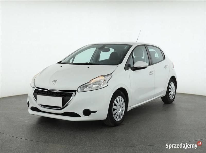 Używany Peugeot 208 68 KM (50 kW) 2013 Biały Hatchback