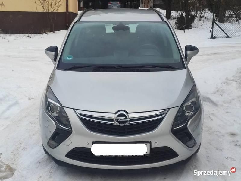 Używany Opel Zafira 2013 Srebrny Minivan