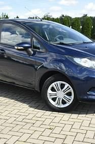 Używany Ford Fiesta 85 KM (62 kW) 2011 Niebieski ciemny (metalik) Hatchback