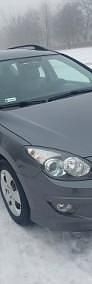 Używany Hyundai i30 125 KM (91 kW) 2010 Szary Kombi