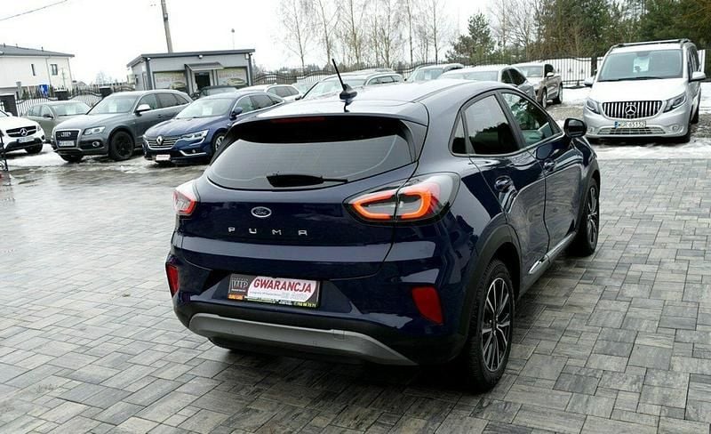 Używany Ford Puma Titanium 125 KM (91 kW) 2022 Niebieski ciemny (metalik) SUV