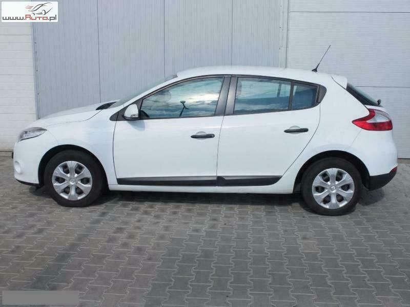 Używany Renault Mégane III 85 KM (62 kW) 2009 Biały Hatchback