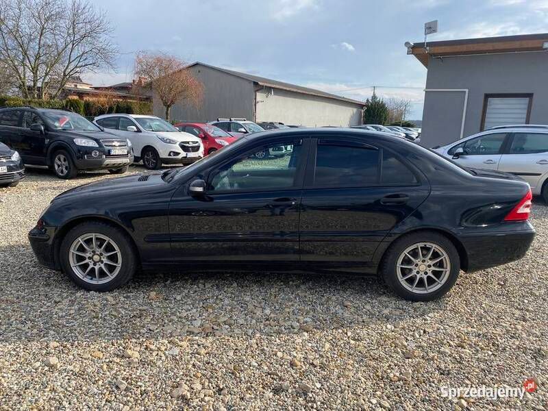 Używany Mercedes C200 2006 Czarny Sedan/Limuzyna