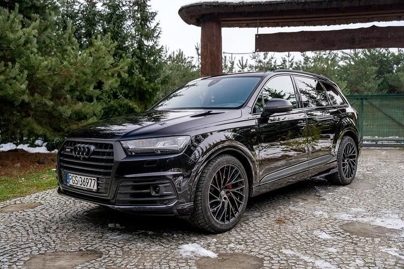 Używany Audi Q7 272 KM (200 kW) 2015 Czarny (metalik) SUV