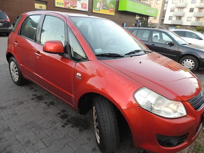Używany Suzuki SX4 2009 Czerwony Hatchback