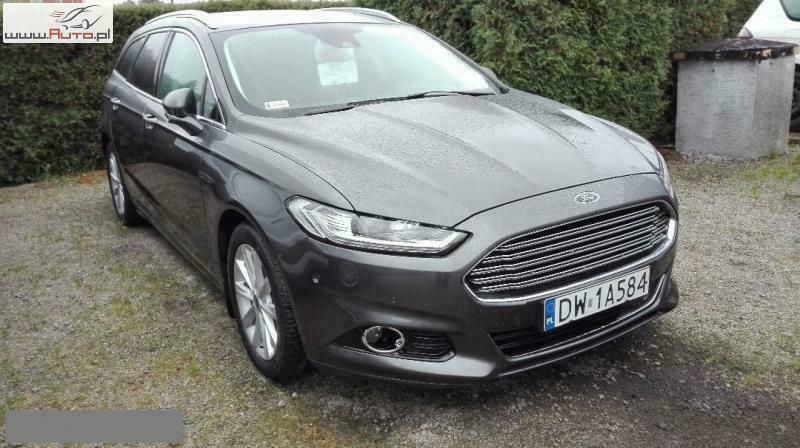 Szary metalik (metallic) Używany 2015 Ford Mondeo Sedan/Limuzyna | 98 800 zł - Obraz 1/4