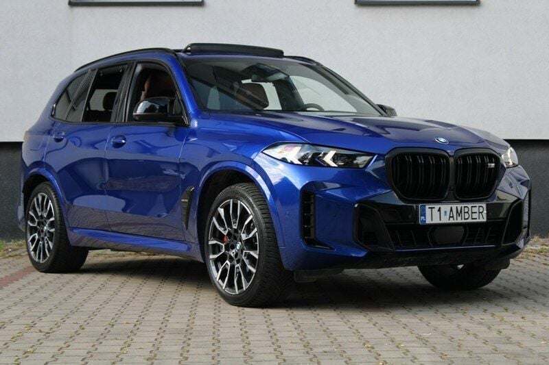 Niebieski Używany 2023 BMW X5 M SUV | 439 024 zł - Obraz 1/4