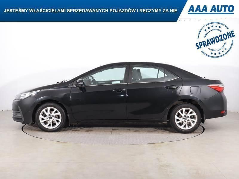 Używany Toyota Corolla 2018 Czarny
