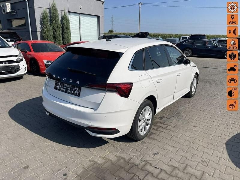 Biały Używany 2025 Skoda Scala Hatchback | 34 900 zł - Obraz 1/4
