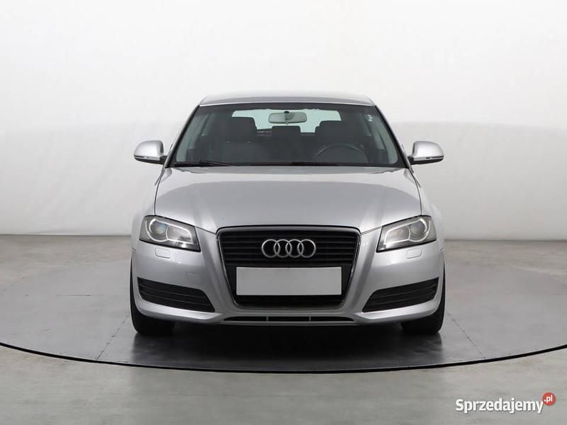 Srebrny Używany 2009 Audi A3 Hatchback | 19 999 zł (Uczciwa cena) - Obraz 1/4