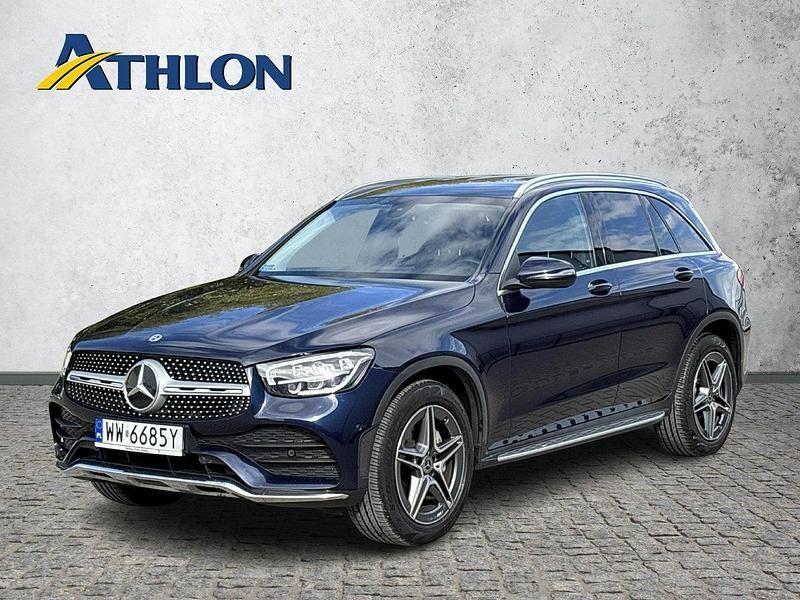 Czarny (metalik) Używany 2022 Mercedes GLC300 SUV | 192 000 zł (Uczciwa cena) - Obraz 1/4