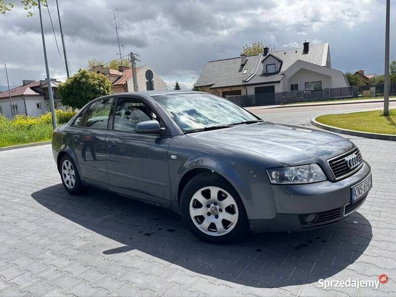 Szary Używany 2001 Audi A4 Sedan/Limuzyna | 9500 zł (Uczciwa cena) - Obraz 1/4