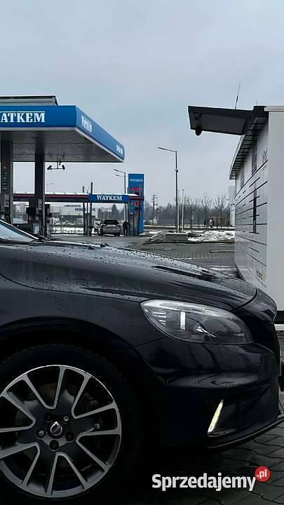 Używany Volvo V40 2014 Czarny Hatchback