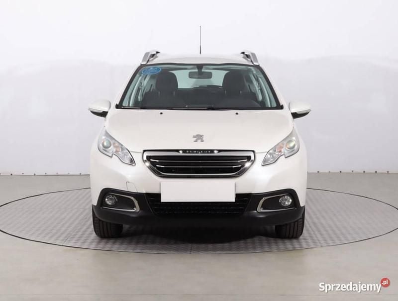 Biały Używany 2016 Peugeot 2008 SUV | 41 999 zł (Uczciwa cena) - Obraz 1/4