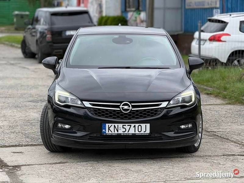 Czarny Używany 2017 Opel Astra Hatchback | 39 900 zł (Dość drogi) - Obraz 1/4