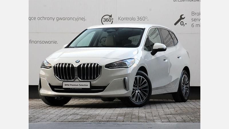 Używany BMW 220 Active Tourer Luxury Line 156 KM (114 kW) 2022 Biel alpejska Minivan