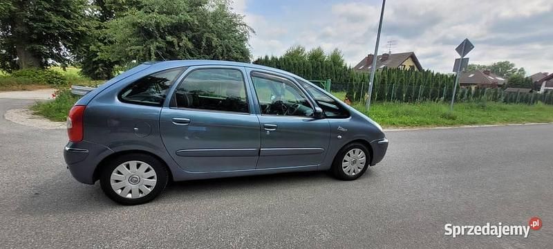 Szary Używany 2007 Citroën Xsara Picasso Minivan | 7800 zł (Uczciwa cena) - Obraz 1/4