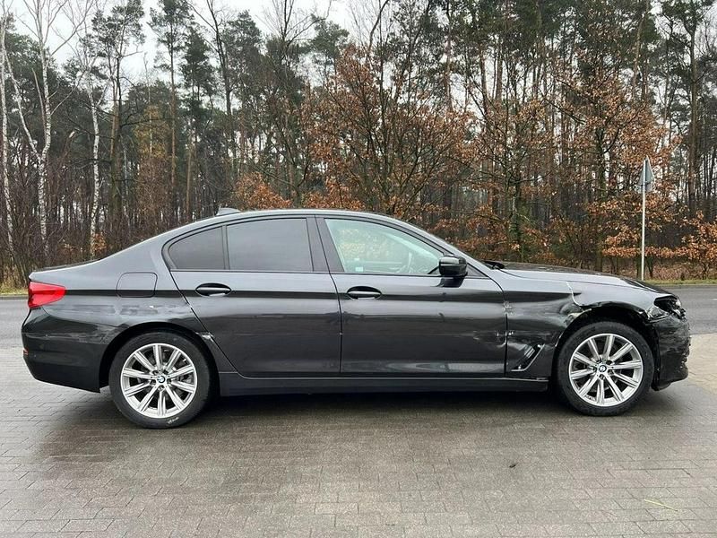 Używany BMW M550 190 KM (139 kW) 2020 Szary Sedan/Limuzyna