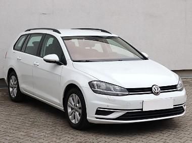 Używany VW Golf VII 116 KM (85 kW) 2019 Biały Hatchback