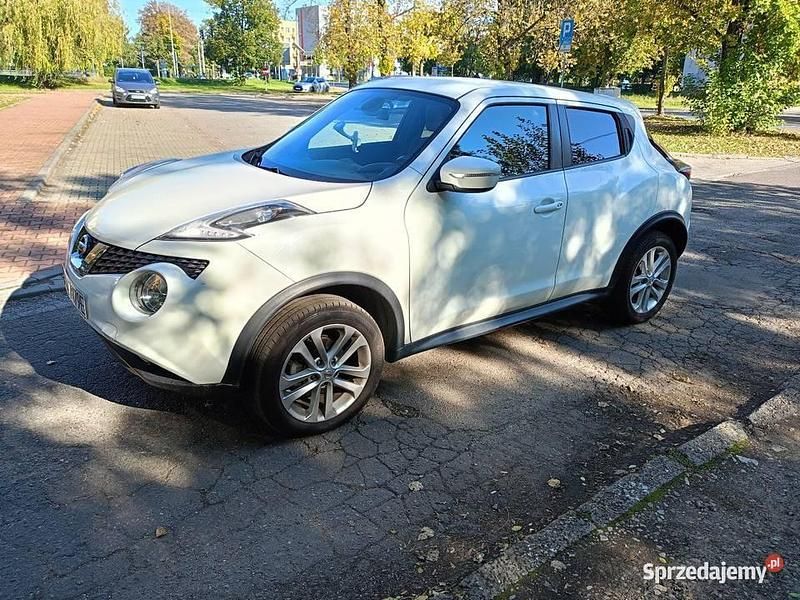 Biały Używany 2016 Nissan Juke SUV | 36 000 zł (Uczciwa cena) - Obraz 1/4
