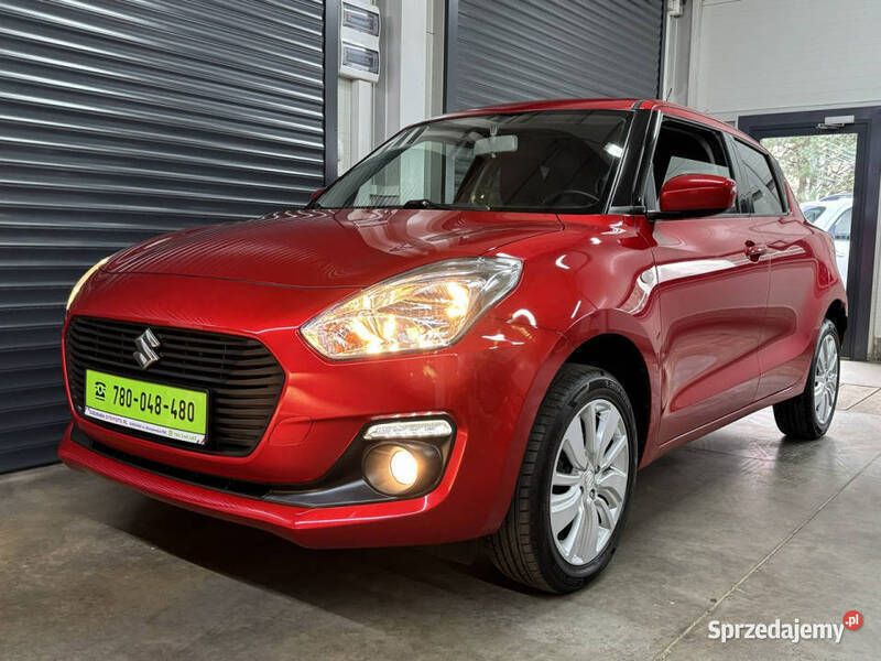 Bordowy Używany 2020 Suzuki Swift Hatchback | 65 500 zł (Drogi) - Obraz 1/4