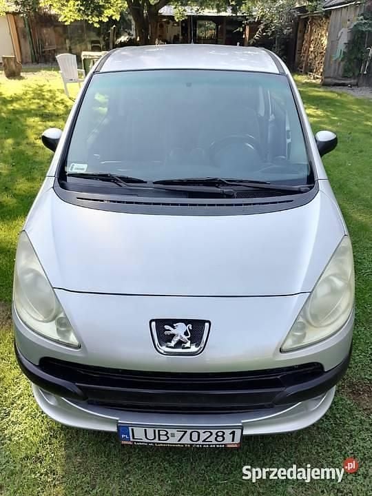 Używany Peugeot 1007 2006 Srebrny Minivan