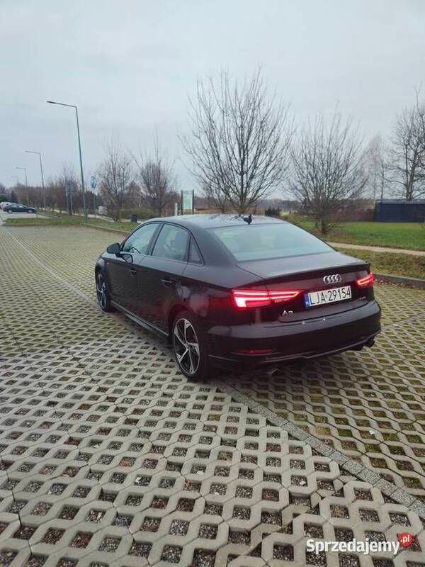 Używany Audi A3 S-Line 2020 Czarny Sedan/Limuzyna