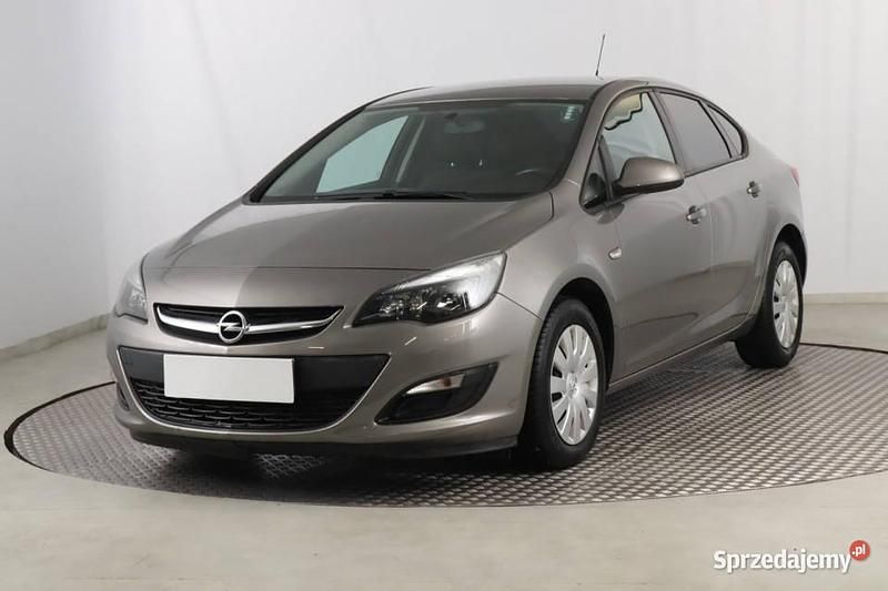 Używany Opel Astra 2016 Szary Sedan/Limuzyna