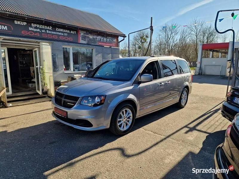 Używany Dodge Grand Caravan 293 KM (215 kW) 2020 Szary Minivan