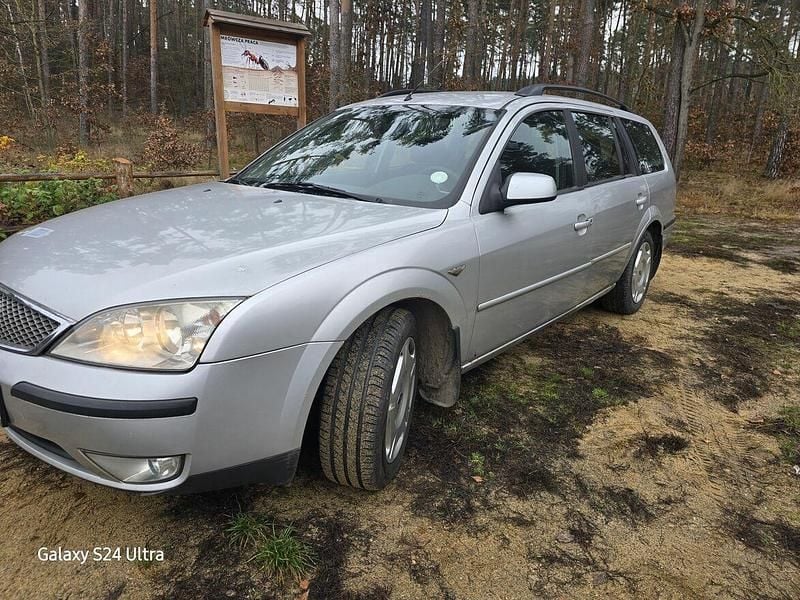 Srebrny Używany 2004 Ford Mondeo Kombi | 3800 zł (Dobra cena) - Obraz 1/4