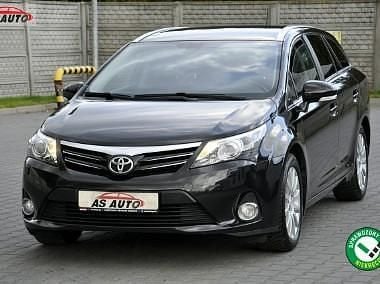 Czarny Używany 2014 Toyota Avensis Executive Kombi | 41 850 zł (Uczciwa cena) - Obraz 1/4